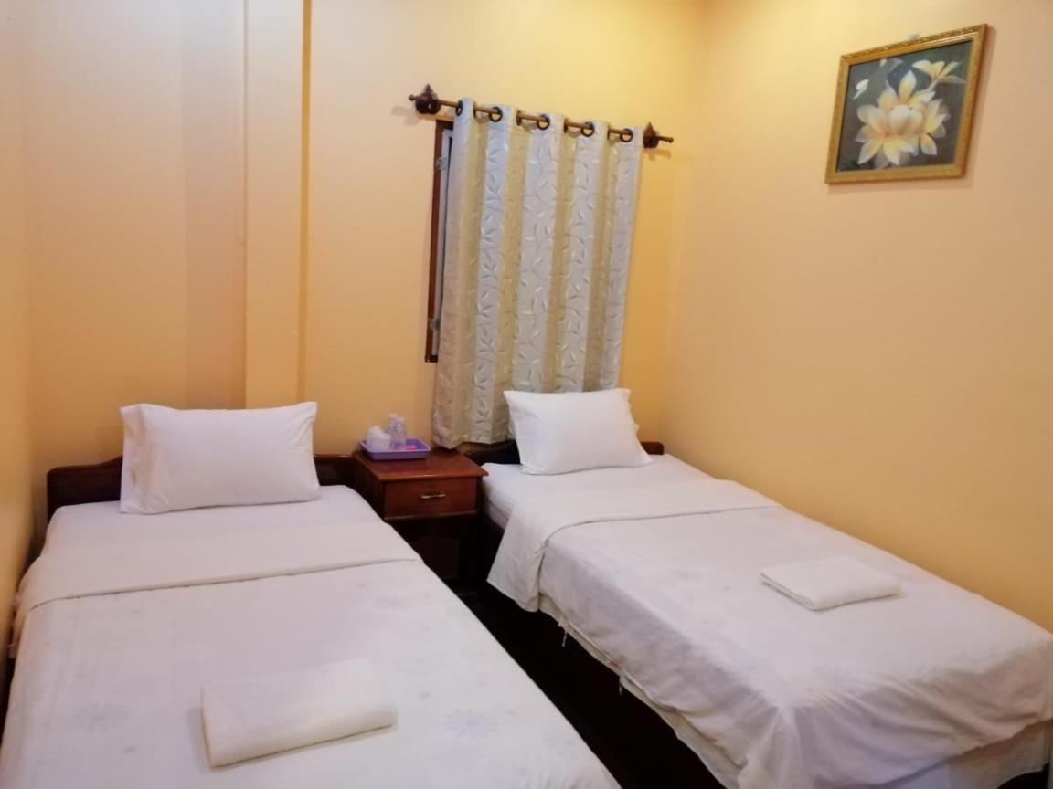 Monsavanh Guesthouse Пакбенг Экстерьер фото